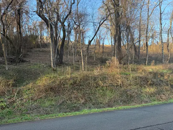 131 Whitehall Road, Chattanooga, TN 37405