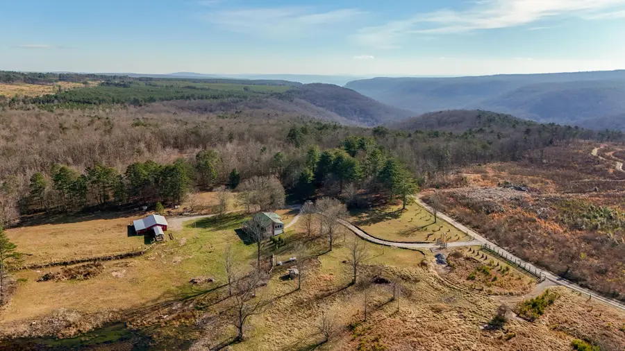 711 Lick Point Road, Sequatchie, TN 37374 - Image #2