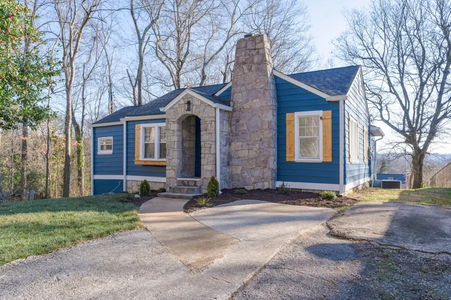 5220 Slayton Avenue, Chattanooga, TN 37410 - Image #2