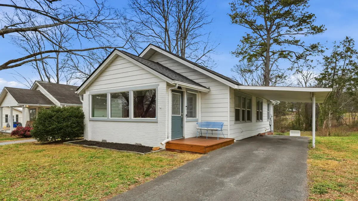 413 Crest Drive Sw, Cleveland, TN 37311 - Image #1