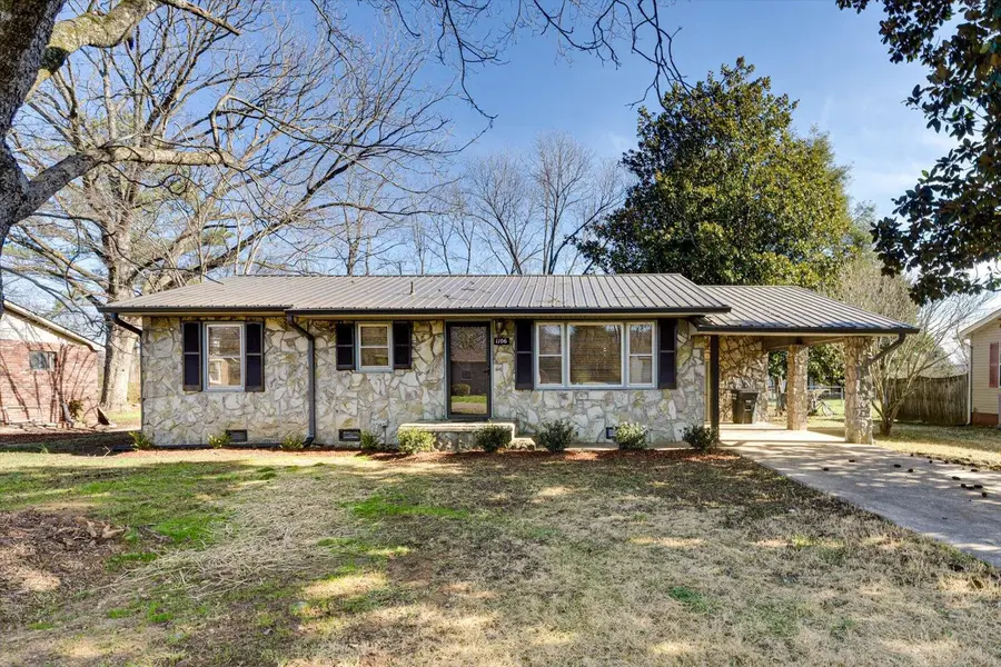 1106 Dennis Avenue, Jasper, TN 37347 - Image #2