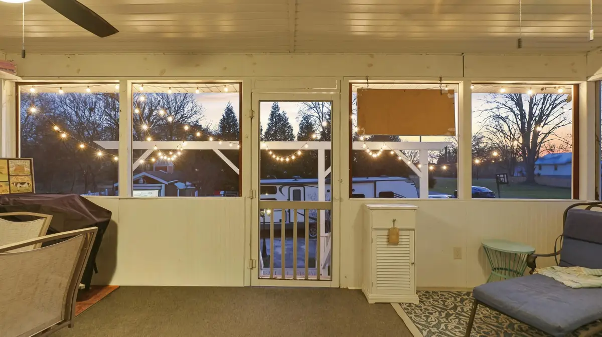 8 W Eighth Street, Chickamauga, GA 30707 - #1