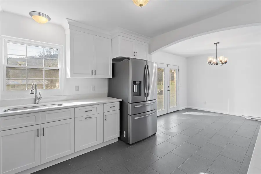 205 Danny Drive, Jasper, TN 37347 - Image #3