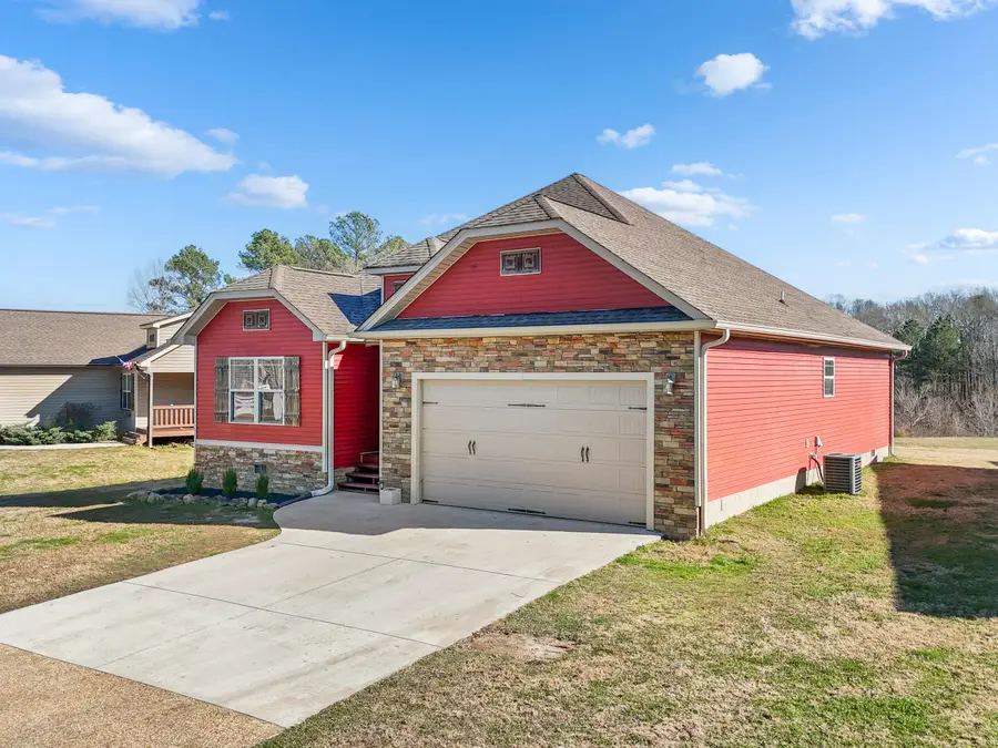 66 Cottage Crest Court, Chickamauga, GA 30707 - Image #2