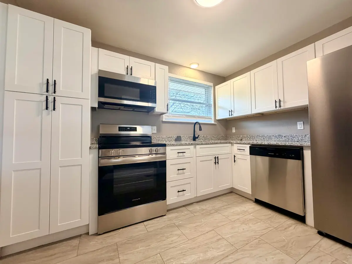 71 Elaine Circle, Fort Oglethorpe, GA 30742 - Image #1