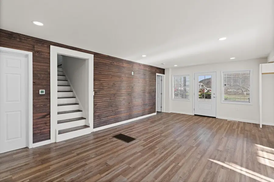 213 Southern College Street, Graysville, TN 37338 - Image #2