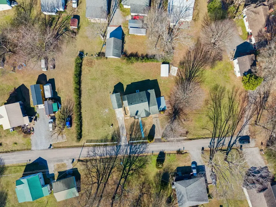 406 Taylor Street, Athens, TN 37303 - #2