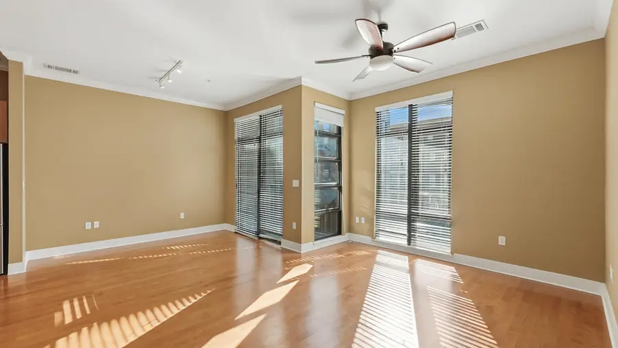 129 Walnut Street #Unit 214, Chattanooga, TN 37403 - Image #3