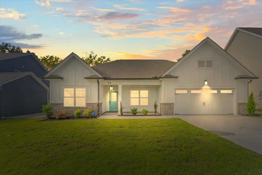 98 Winchester Drive, Rossville, GA 30741 - #2