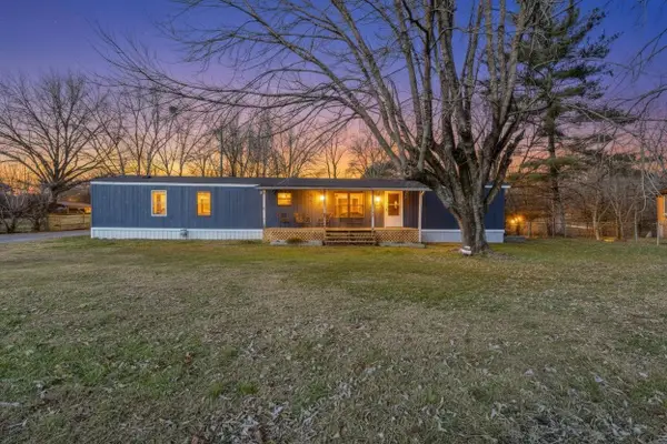 1810 Ringgold Road, LaFayette, GA 30728