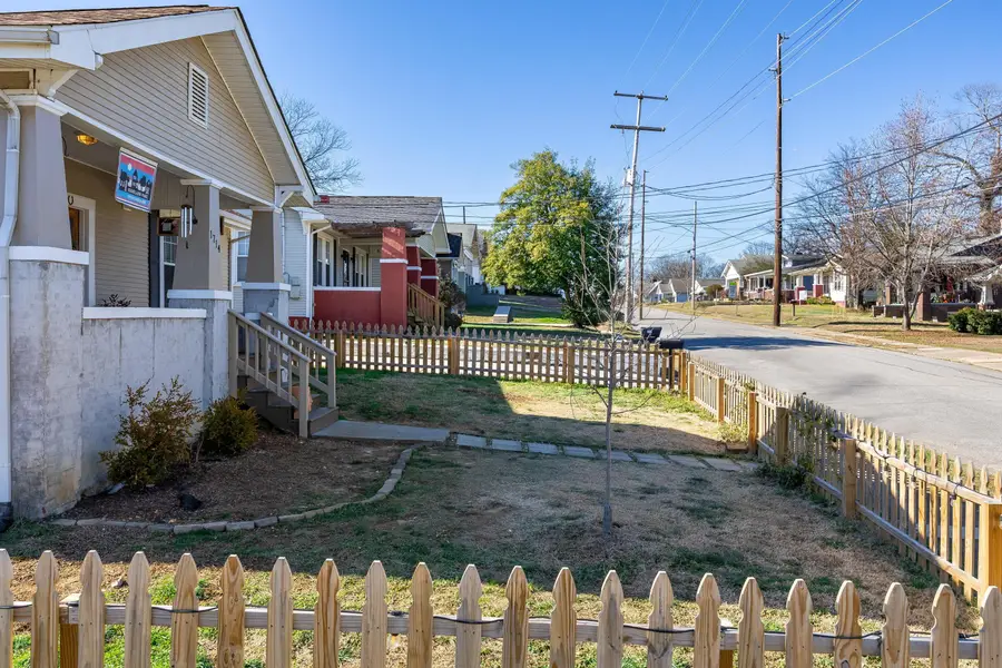 1714 Bennett Avenue, Chattanooga, TN 37404 - Image #3
