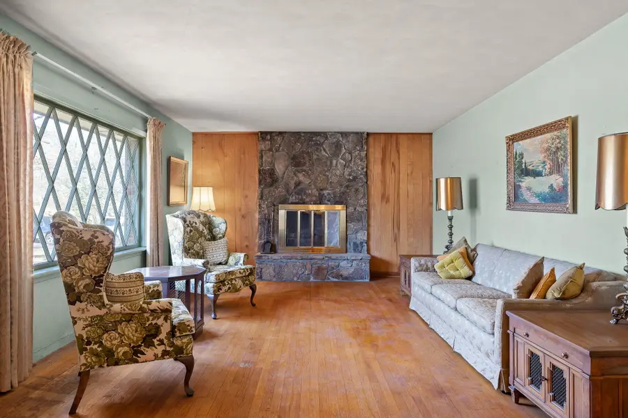 5904 Crestview Drive, Hixson, TN 37343 - Image #2