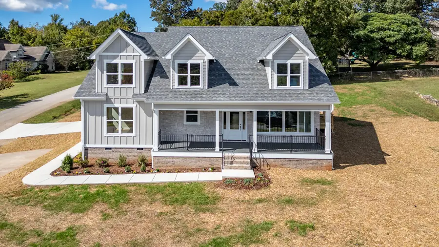 8211 Snow Hill Road, Ooltewah, TN 37363 - Image #3