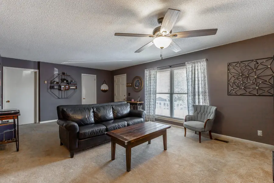 1119 Hillsboro Drive, Chattanooga, TN 37412 - Image #2