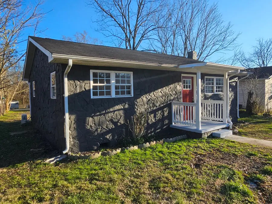 1317 S Cedar Avenue, South Pittsburg, TN 37380 - Image #2