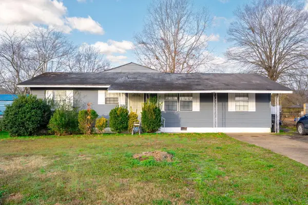 1313 E Sherry Drive, Rossville, GA 30741