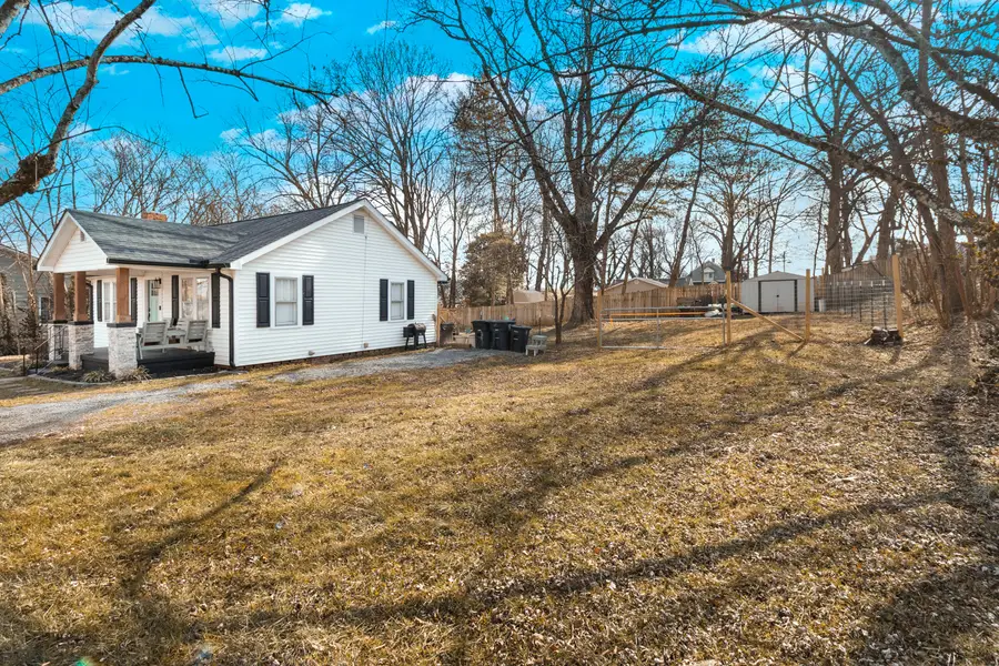 401 Wabash Street, Athens, TN 37303 - #3