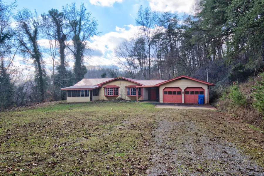 5315 Spalding Drive, Ooltewah, TN 37363 - #2