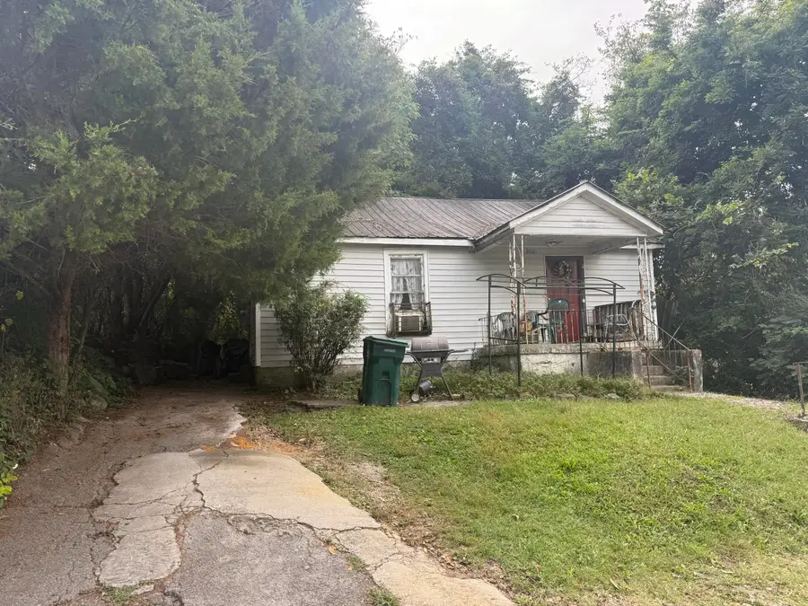 2600 Andrews Street, Chattanooga, TN 37406 - #2