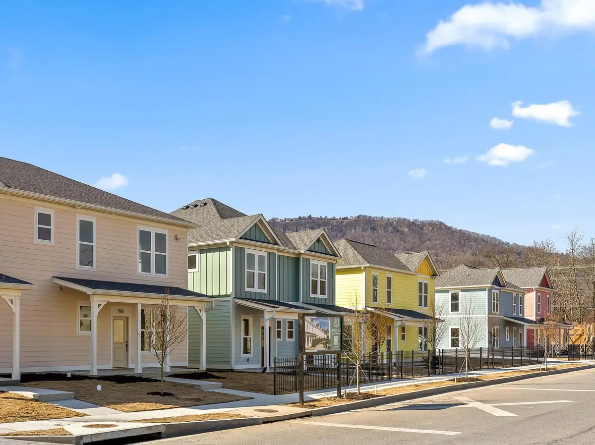 541 W 35th Street, Chattanooga, TN 37410 - #1