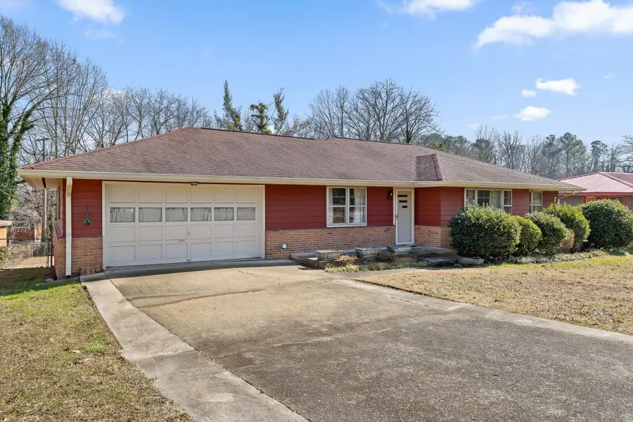 828 Belvoir Avenue, Chattanooga, TN 37412 - #3