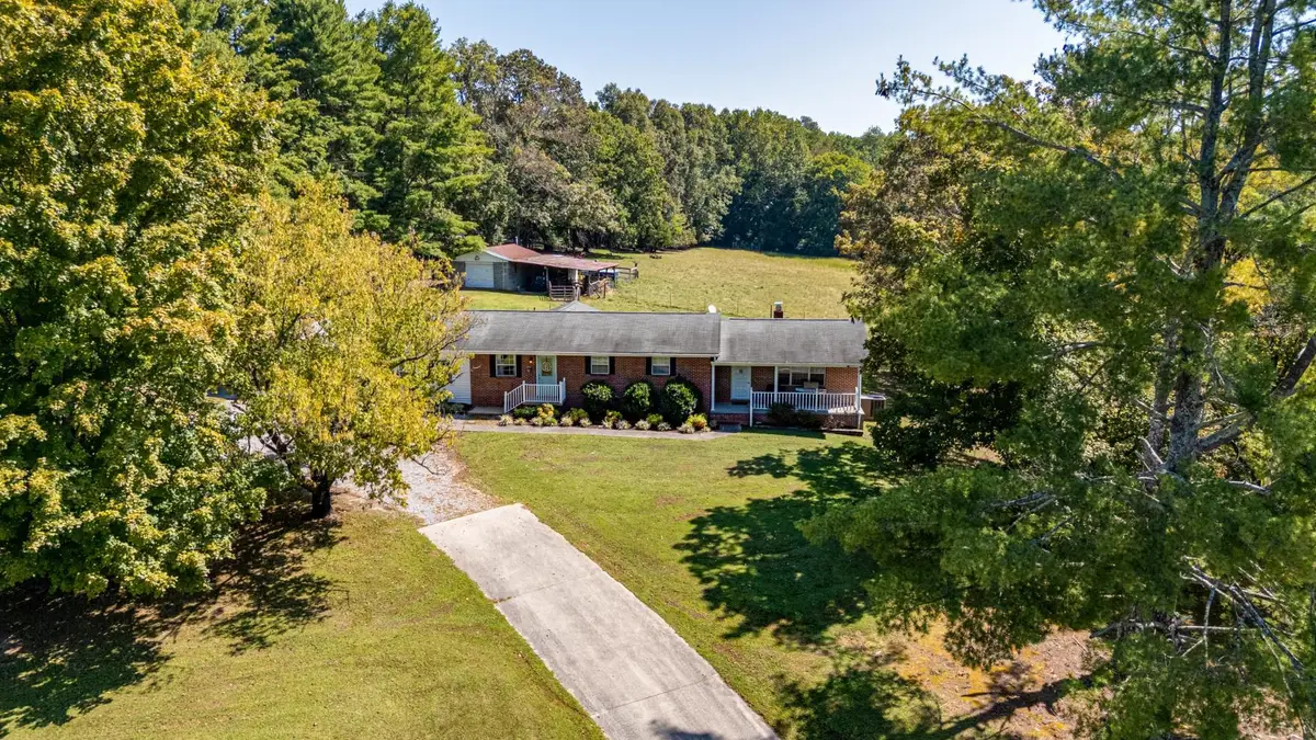 1112 Tennessee 305, Athens, TN 37303 - #1