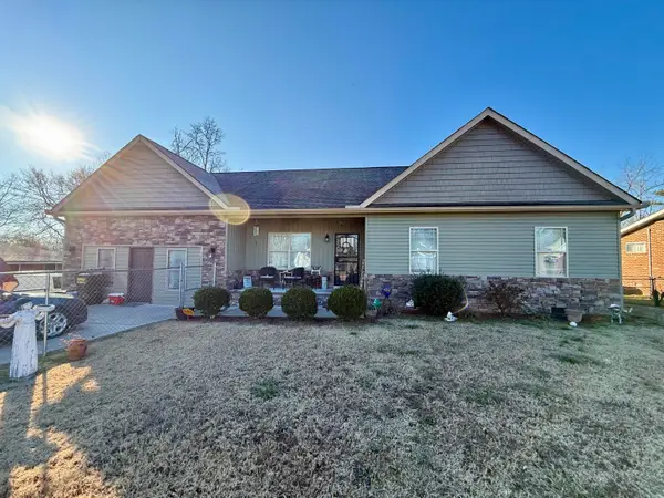 1136 W State Line Road, Rossville, GA 30741