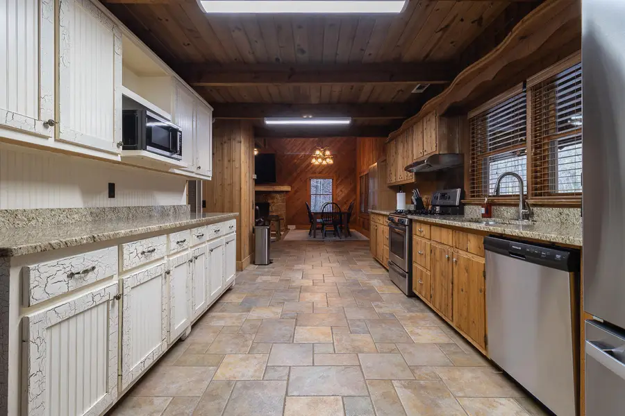 131 Ralph Hickey Rd Road, Chatsworth, GA 30705 - #2