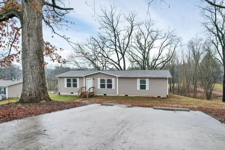 1215 Sweetwater Vonore Road, Sweetwater, TN 37874 - #2