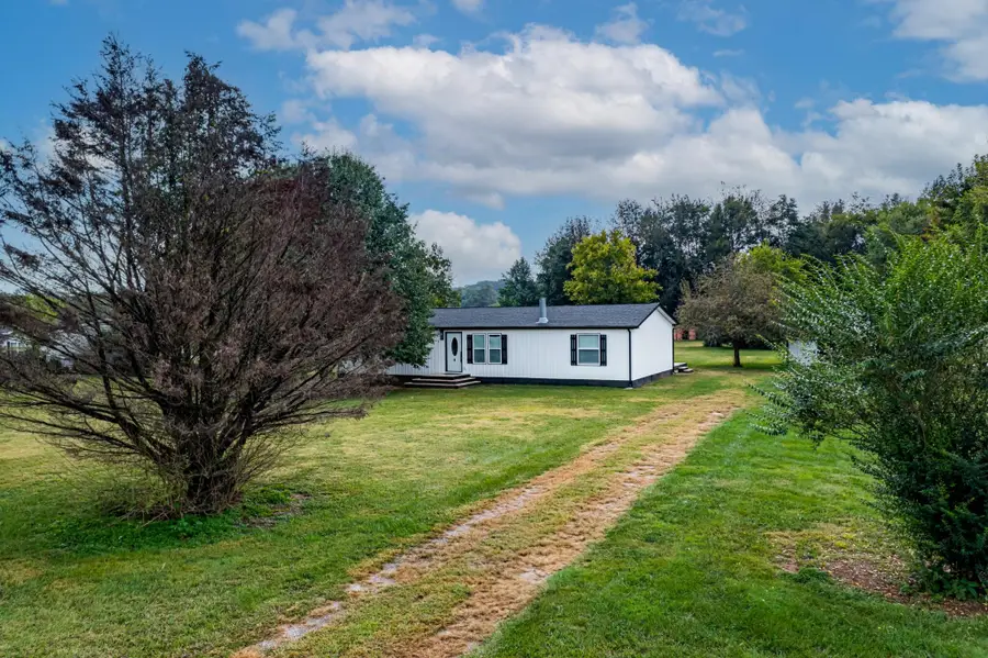 5071 Shelbyville Road, McMinnville, TN 37110 - #2