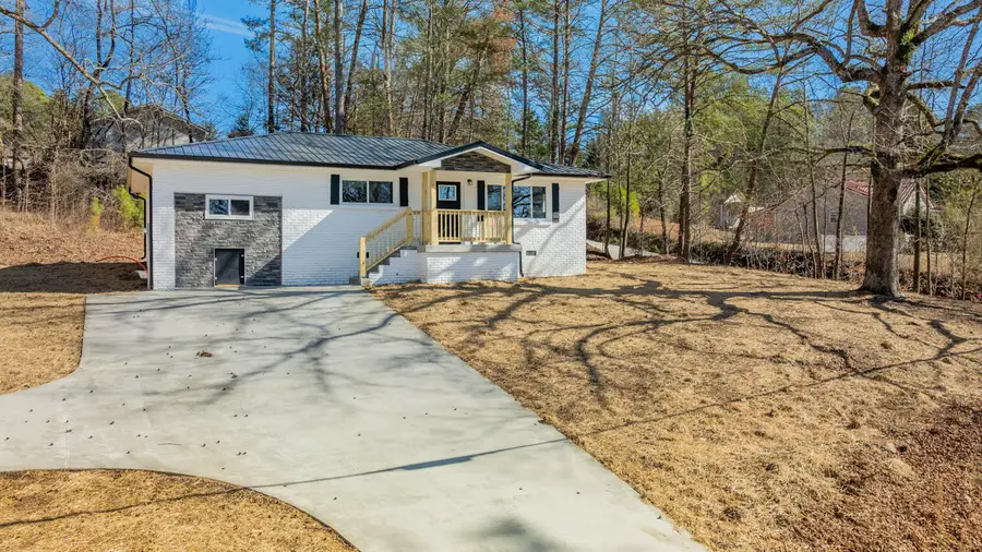 600 1st Street, La Fayette, GA 30728 - #3