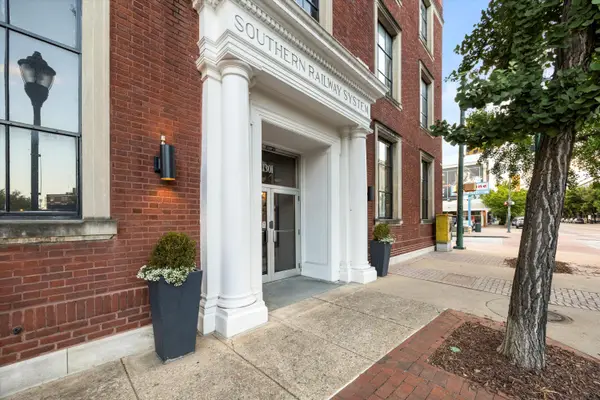 1301 Market Street #304, Chattanooga, TN 37402