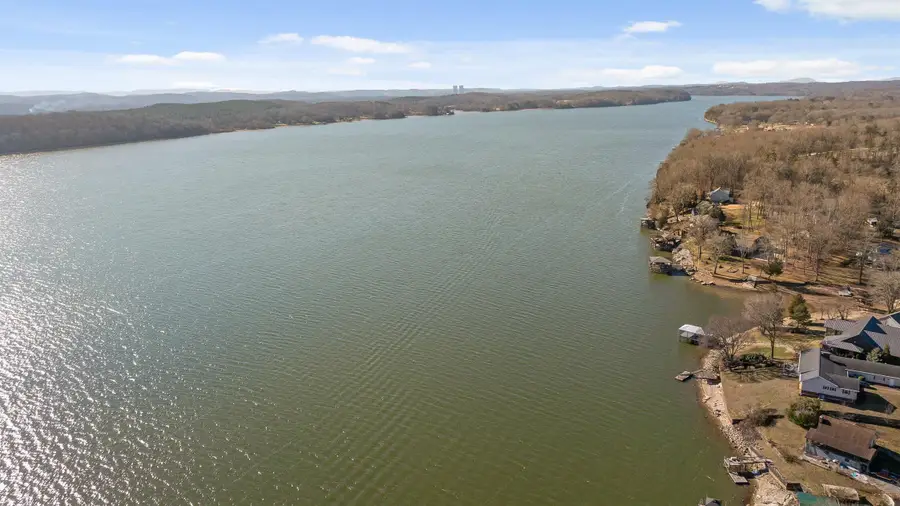 2296 N Shore Acres Road, Soddy Daisy, TN 37379 - #2