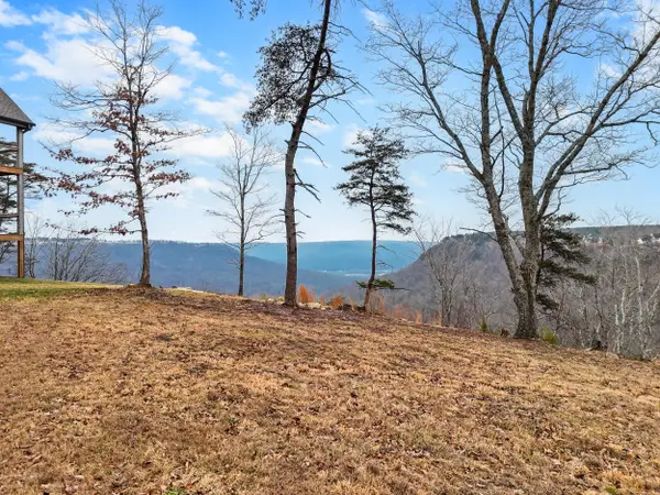 235 Pine Knot Pass, Jasper, TN 37347
