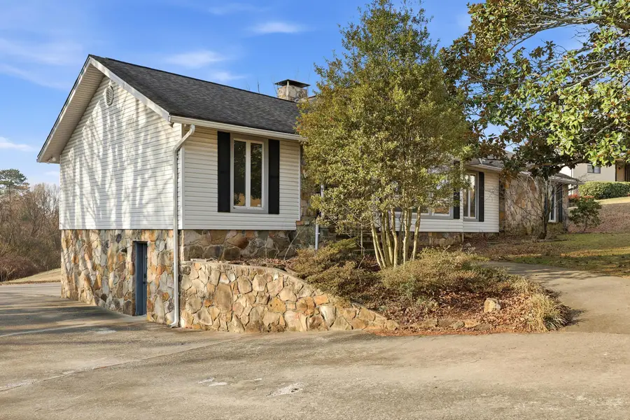 4002 Bow Street Ne, Cleveland, TN 37312 - #2