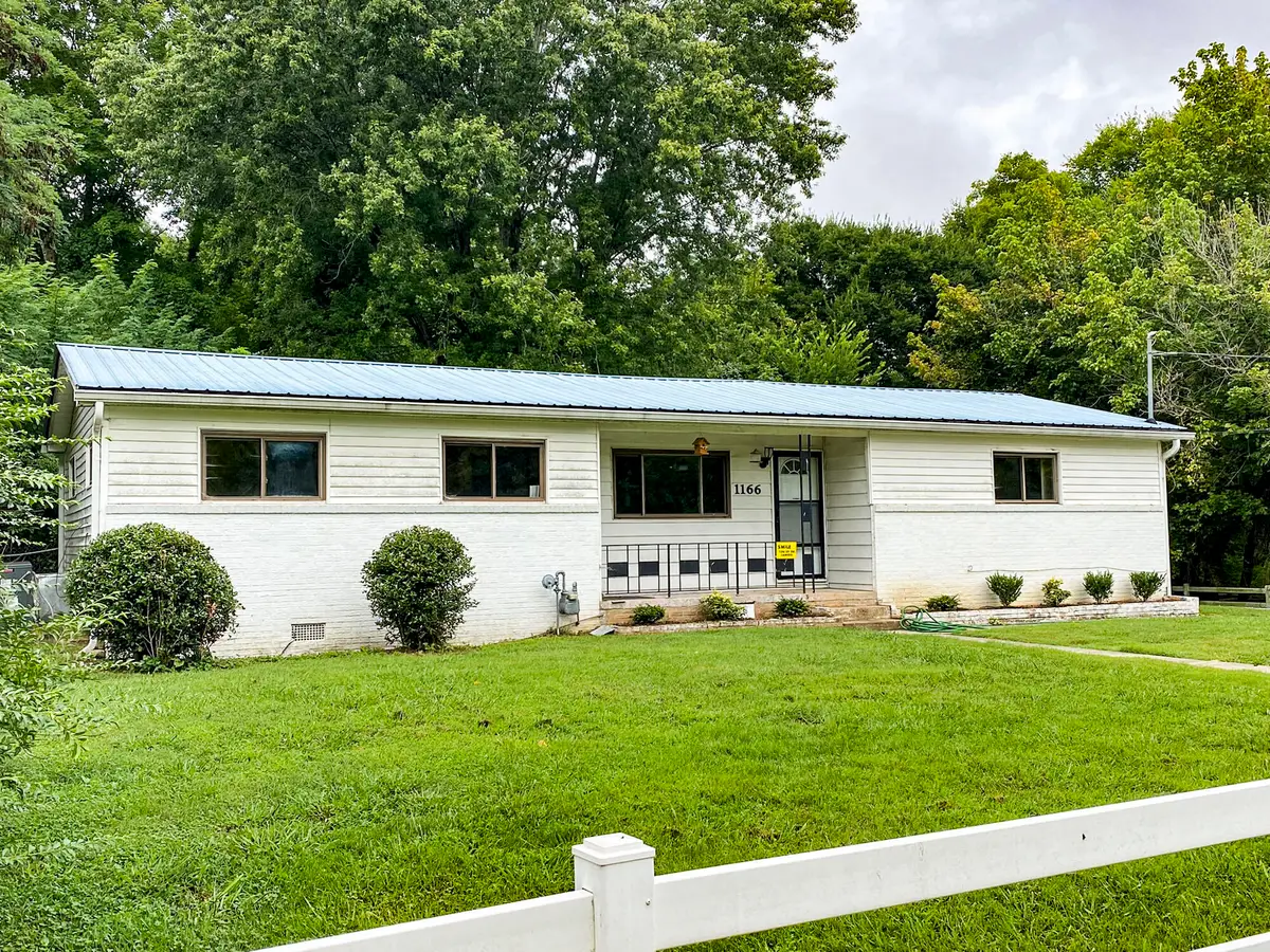1166 Lake Drive, Dandridge, TN 37725 - #1