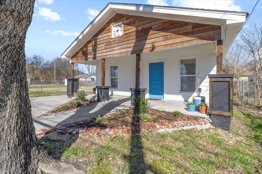 1607 E 50th Street, Chattanooga, TN 37407 - #3