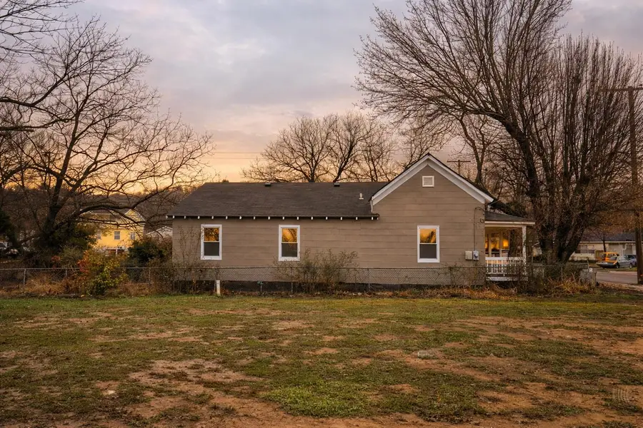 2809 E 45th Street, Chattanooga, TN 37407 - #3