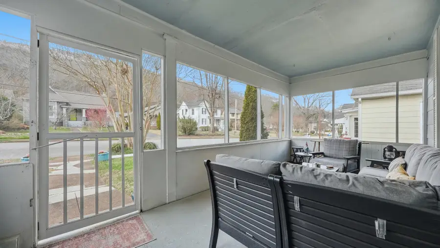 4412 Alabama Avenue, Chattanooga, TN 37409 - #3