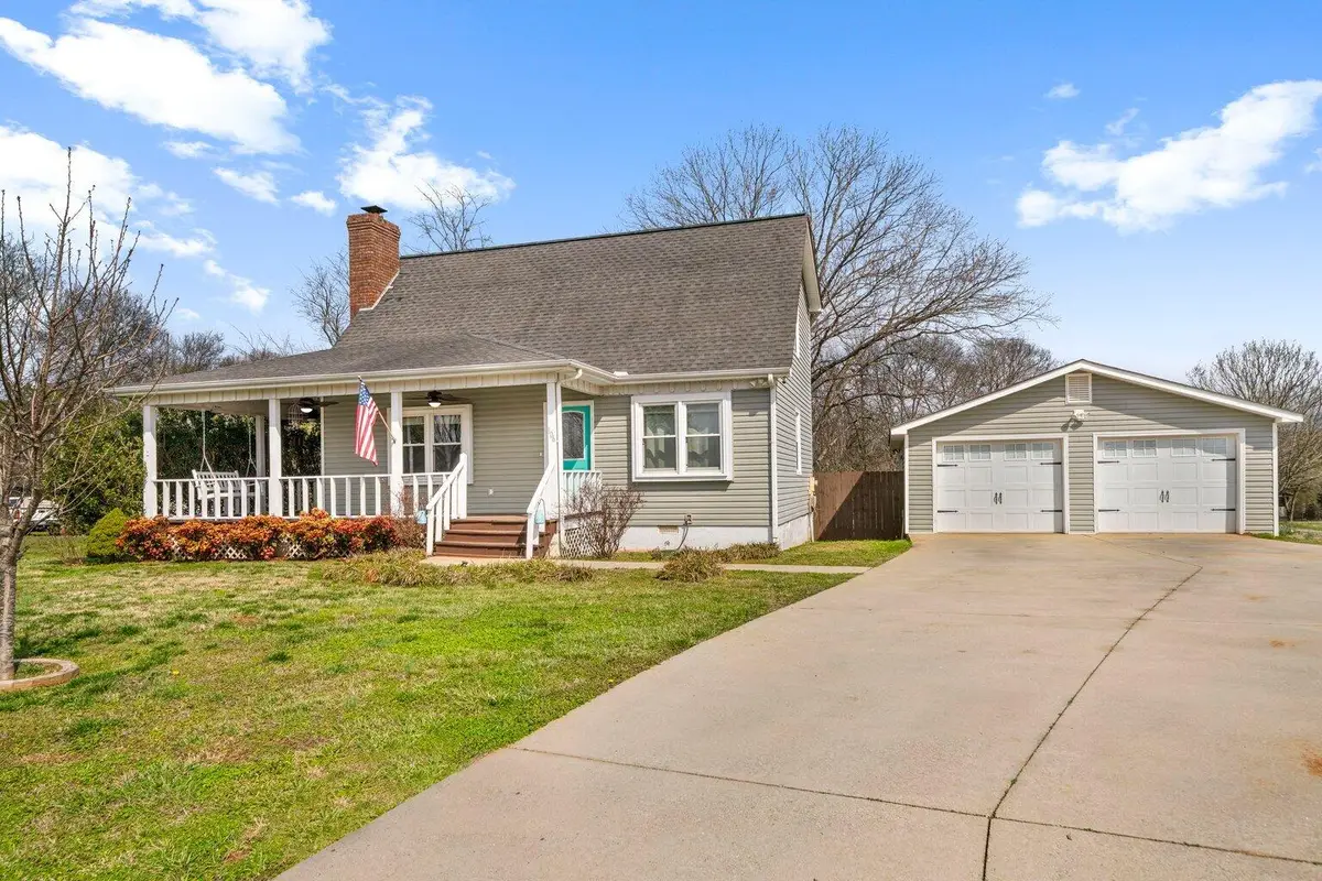 106 Elm Street, Chatsworth, GA 30705 - #1