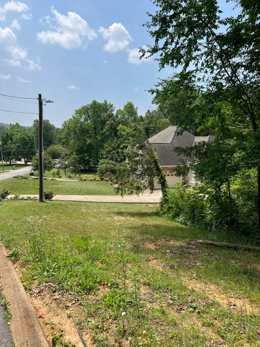 7511 Rocky Ledge Road, Hixson, TN 37343 - #2