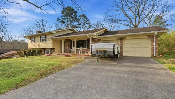 1304 Highcrest Drive, Hixson, TN 37343