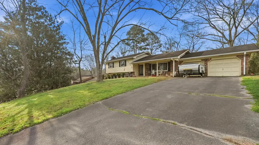 1304 Highcrest Drive, Hixson, TN 37343 - #2