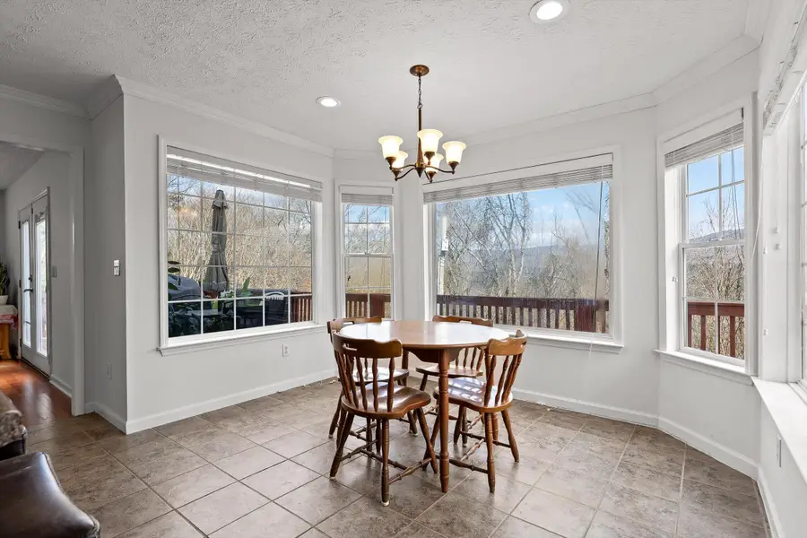 925 S Magnolia Avenue, Whitwell, TN 37397 - #3