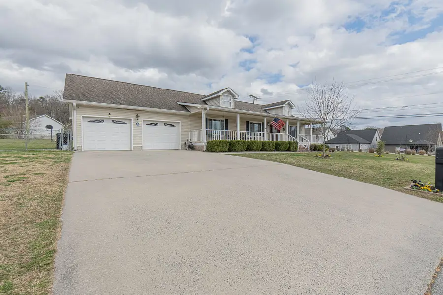 8405 Bay Run Drive, Hixson, TN 37343 - #2