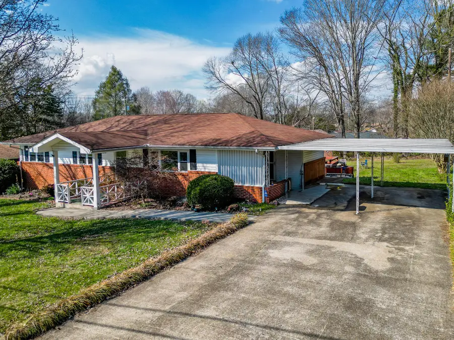 614 Elizabeth Street, Athens, TN 37303 - #2