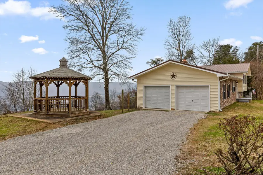1310 Brow Road, Trenton, GA 30752 - #2