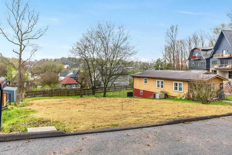 315 W Peak Street, Chattanooga, TN 37405 - #3