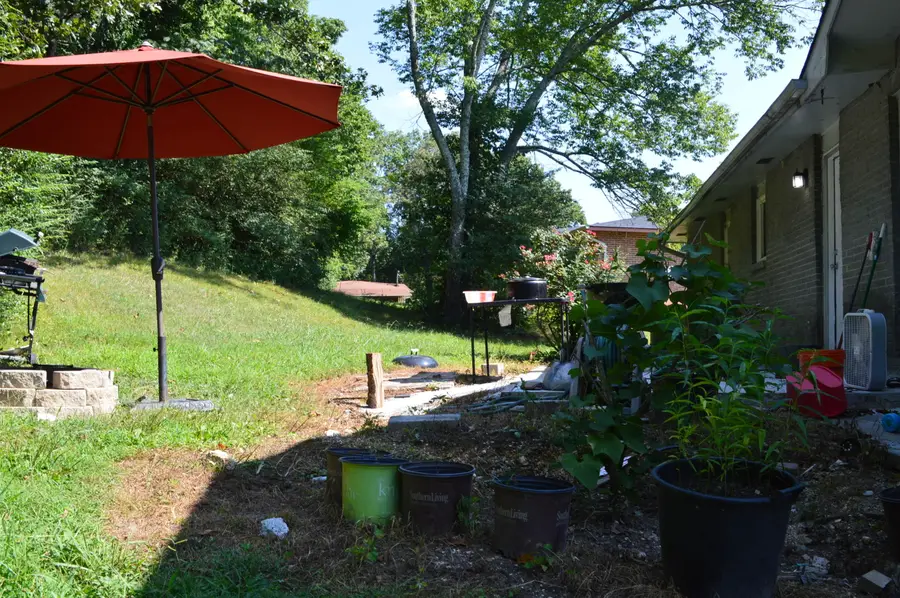 4609 Plaza Hills Lane #A & B, Hixson, TN 37343 - #3