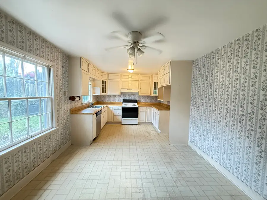 3800 Kingwood Circle, Chattanooga, TN 37412 - #3